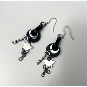 Artisanal Upcycled Handmade Dangle Earrings mixed metal, other EUC